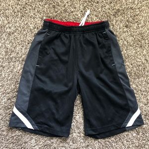 Boy’s size M 10-12y basketball shorts pants